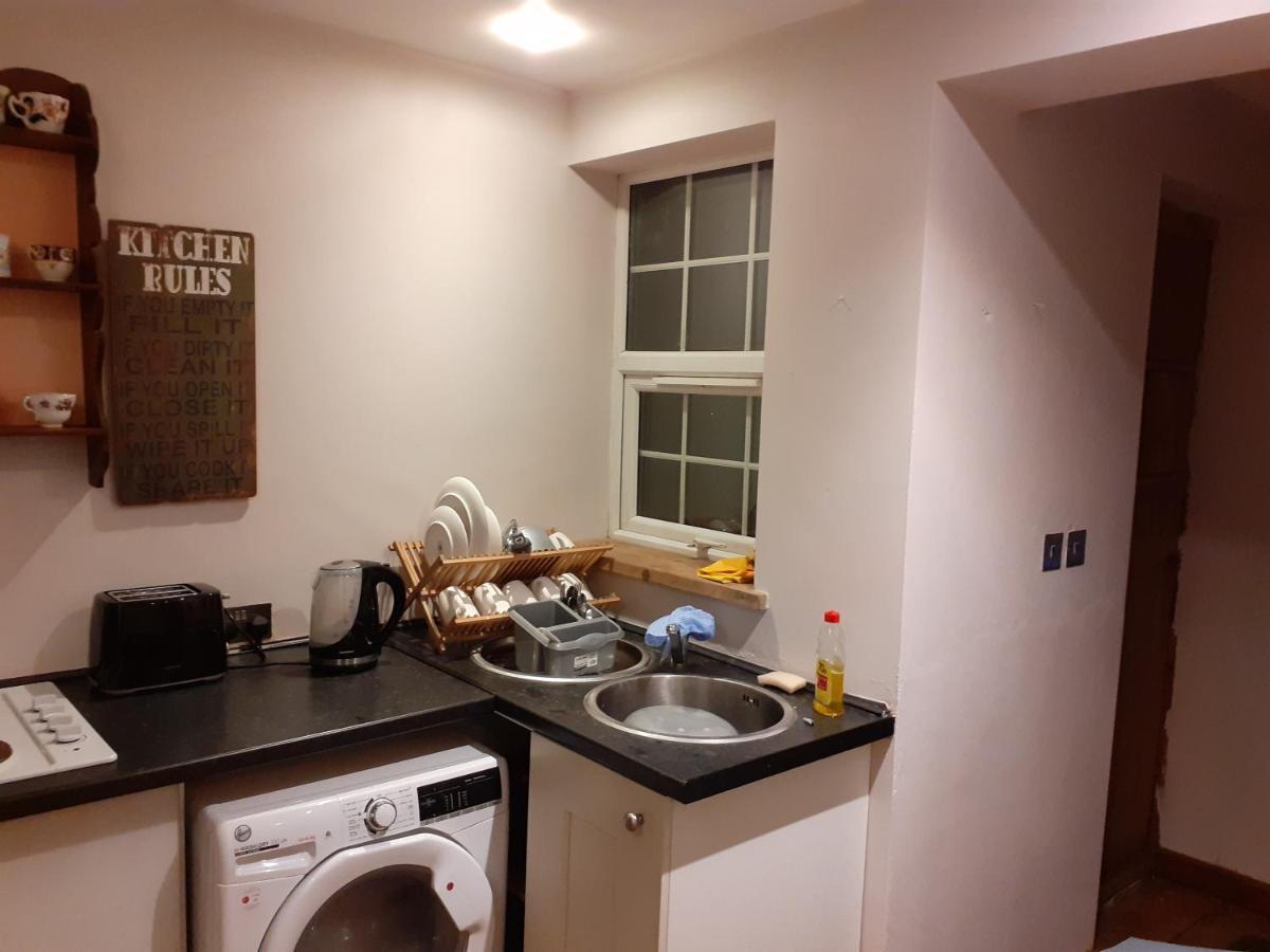 Characterful Cottage Near The Sea, Beach, Pier & Shops Weston-super-Mare Exterior foto